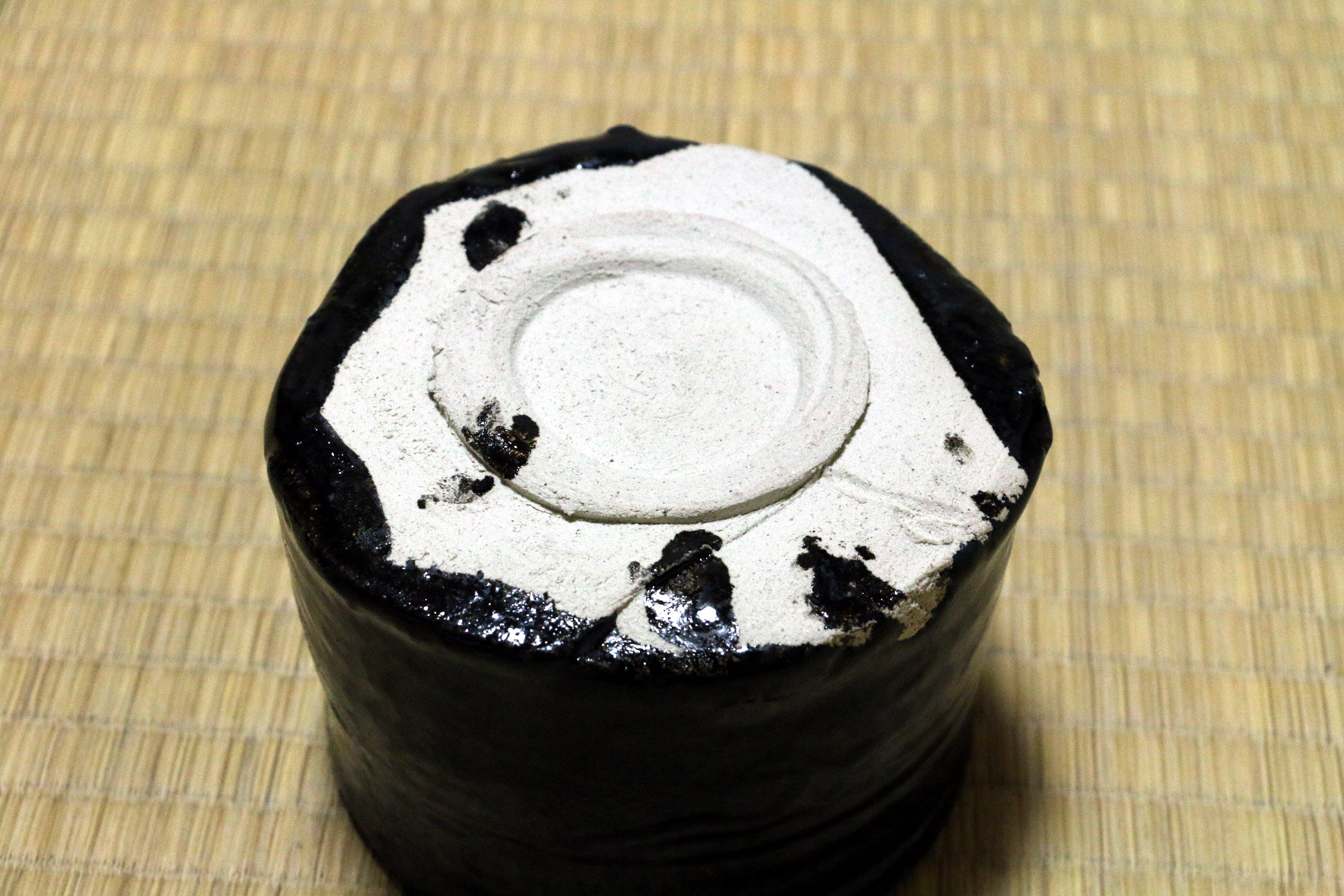 瀬戸焼 寺田鉄平 瀬戸黒茶碗（7万円相当）、やきものワールド入場券5枚