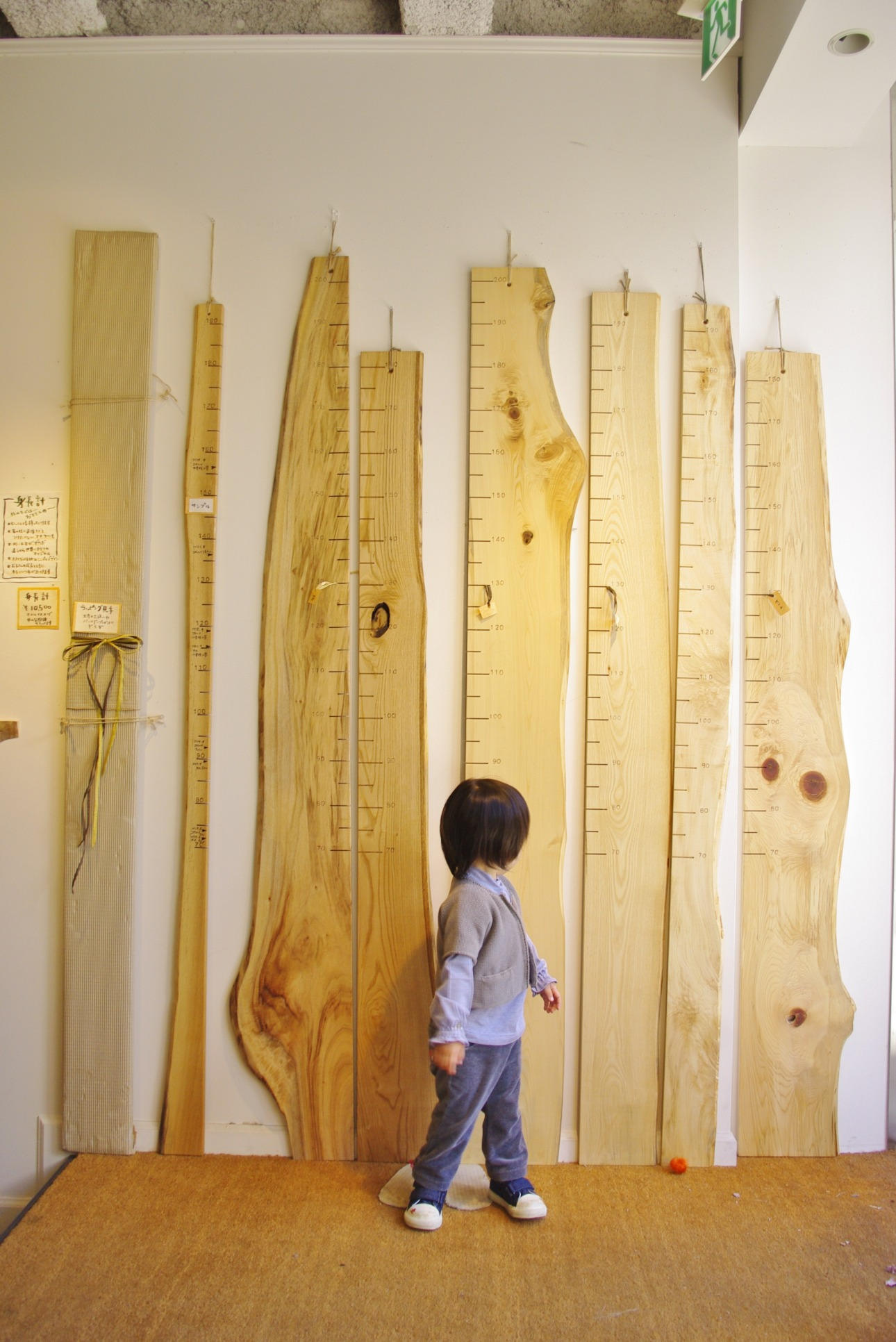 SDGs達成のために！テーブルになれなかった“木のカケラ”に命を吹き