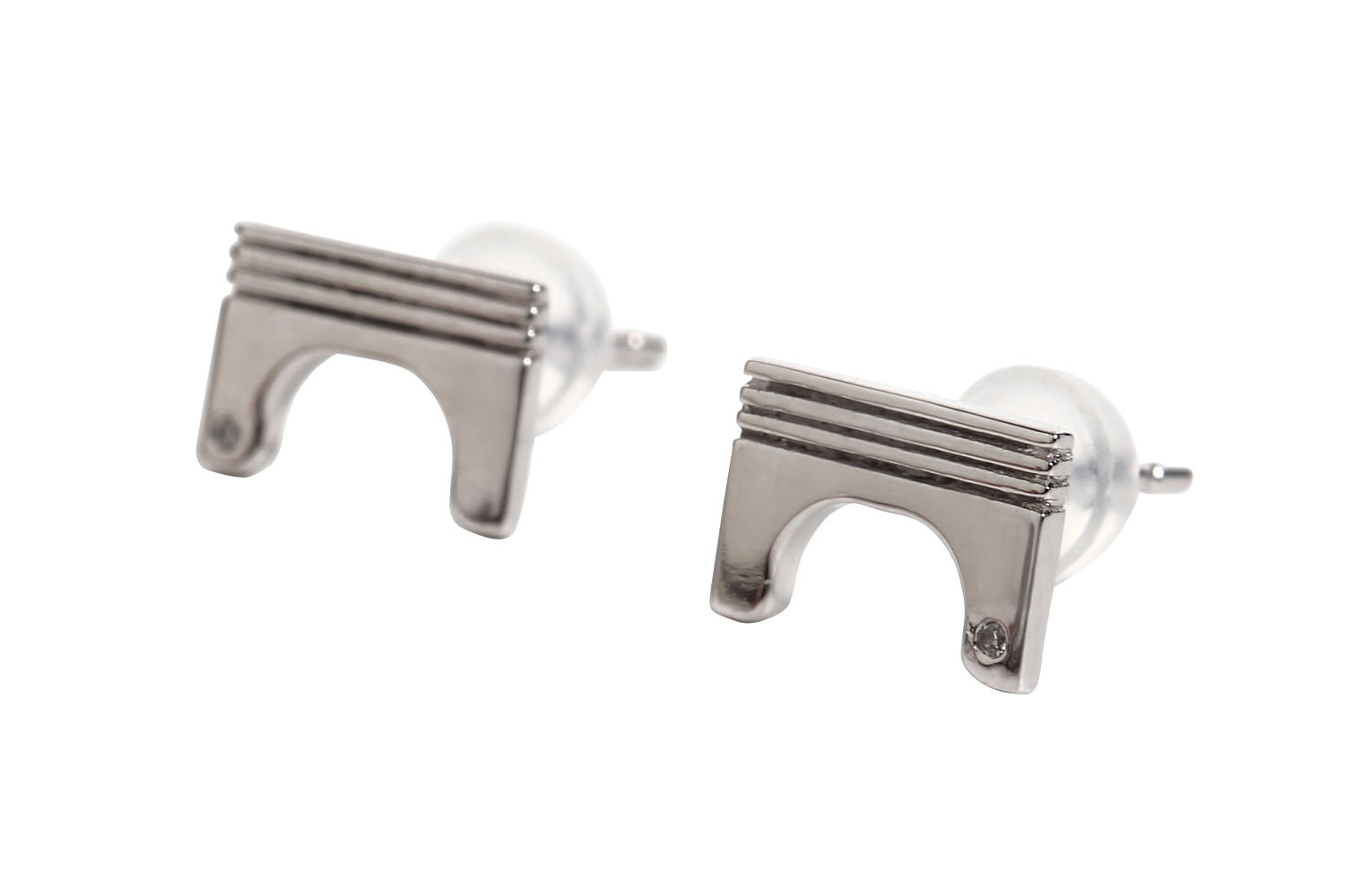 今まであるようでなかったカージュエリーブランドJEREV(ジュレブ