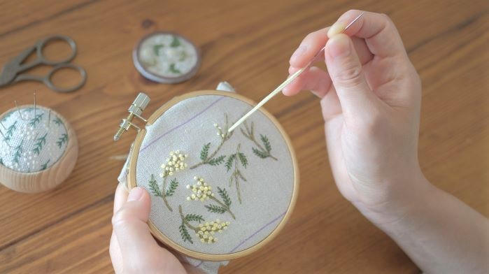 刺繍のお花屋さん【あなたの選んだお花でブローチ・ミニファブリックパネルをお届けします】 | クラウドファンディング - Creema SPRINGS