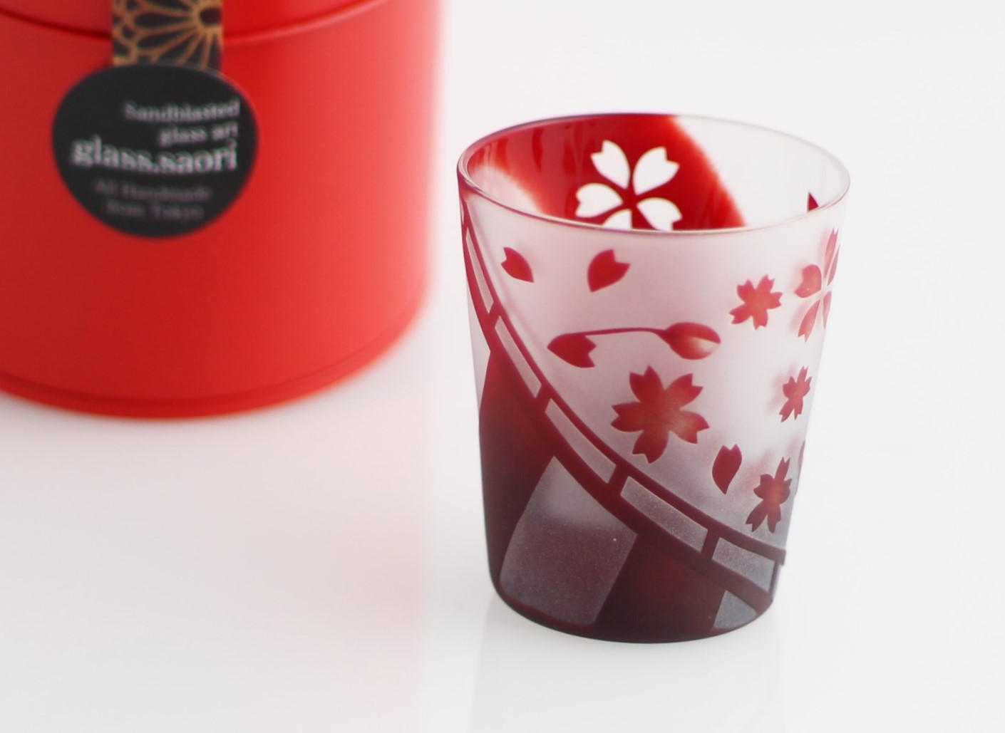 チェコ硝子花瓶　箱付き　お値下げ❗️ チェコ製輸入品】ボヘミアガラス香水瓶〜グリーン - COCO_LONDON 横浜