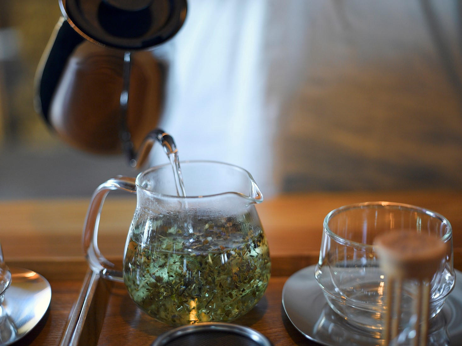 ハーブ収穫体験 + ハーブティーサービス - (メディカルハーブティーで