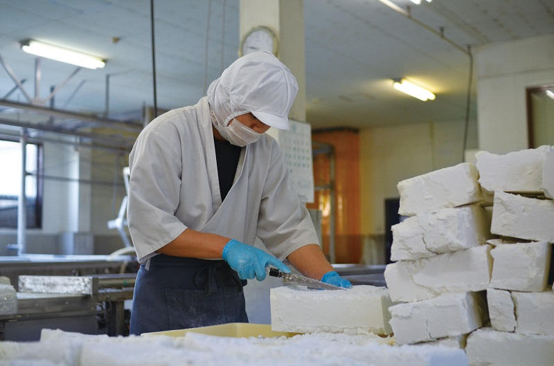 老舗葛メーカー「天極堂」が作る、吉野本葛を使った贅沢なお菓子