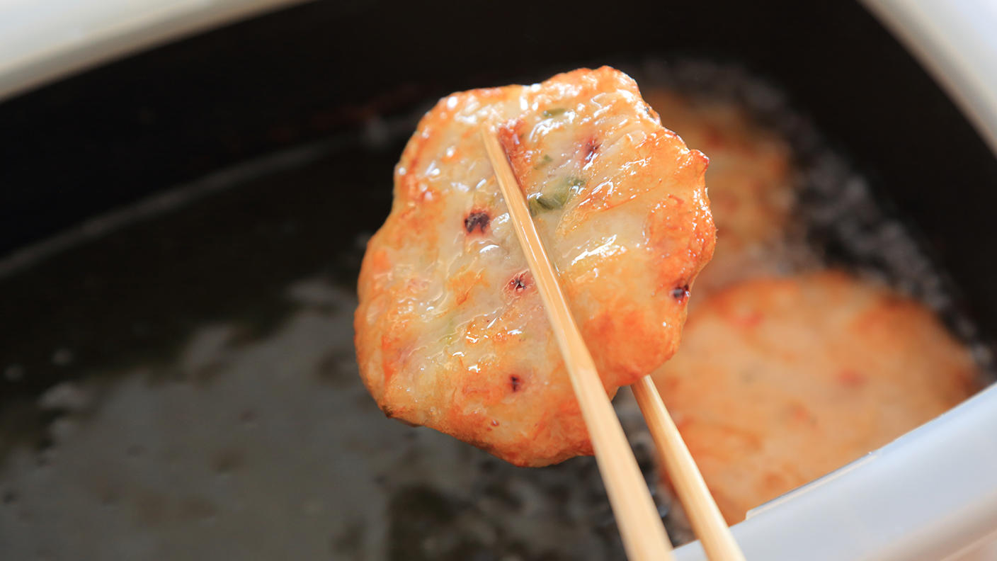 かまぼこ板」捨てるの待ったー！！キッチンで大活躍の優秀グッズ