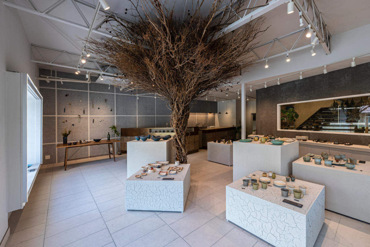 一献風月×京都清水焼TOKINOHA】日本酒ラウンジが企画した