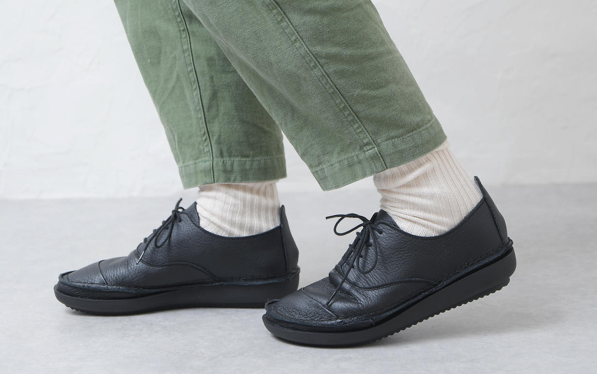 革のカシミヤ・鹿革】極上の柔らかさが足を優しく包み込むコンフォート