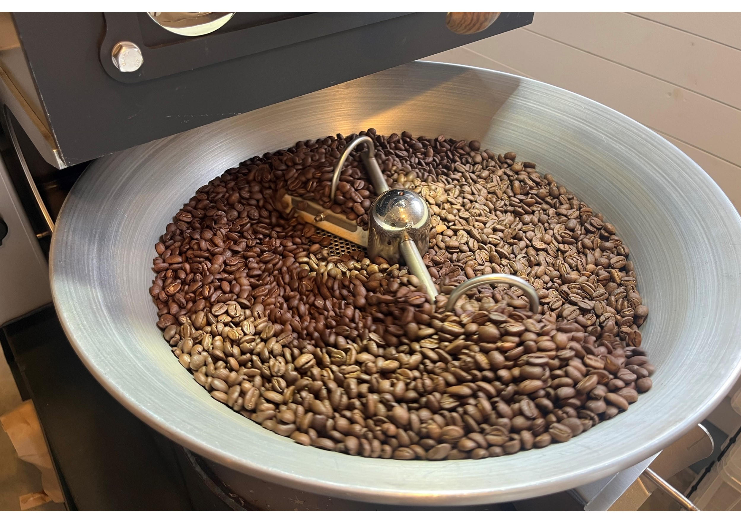 焙煎でこんなにちがう！？仲良しオーナー夫婦が心を込めて作る、甘くて