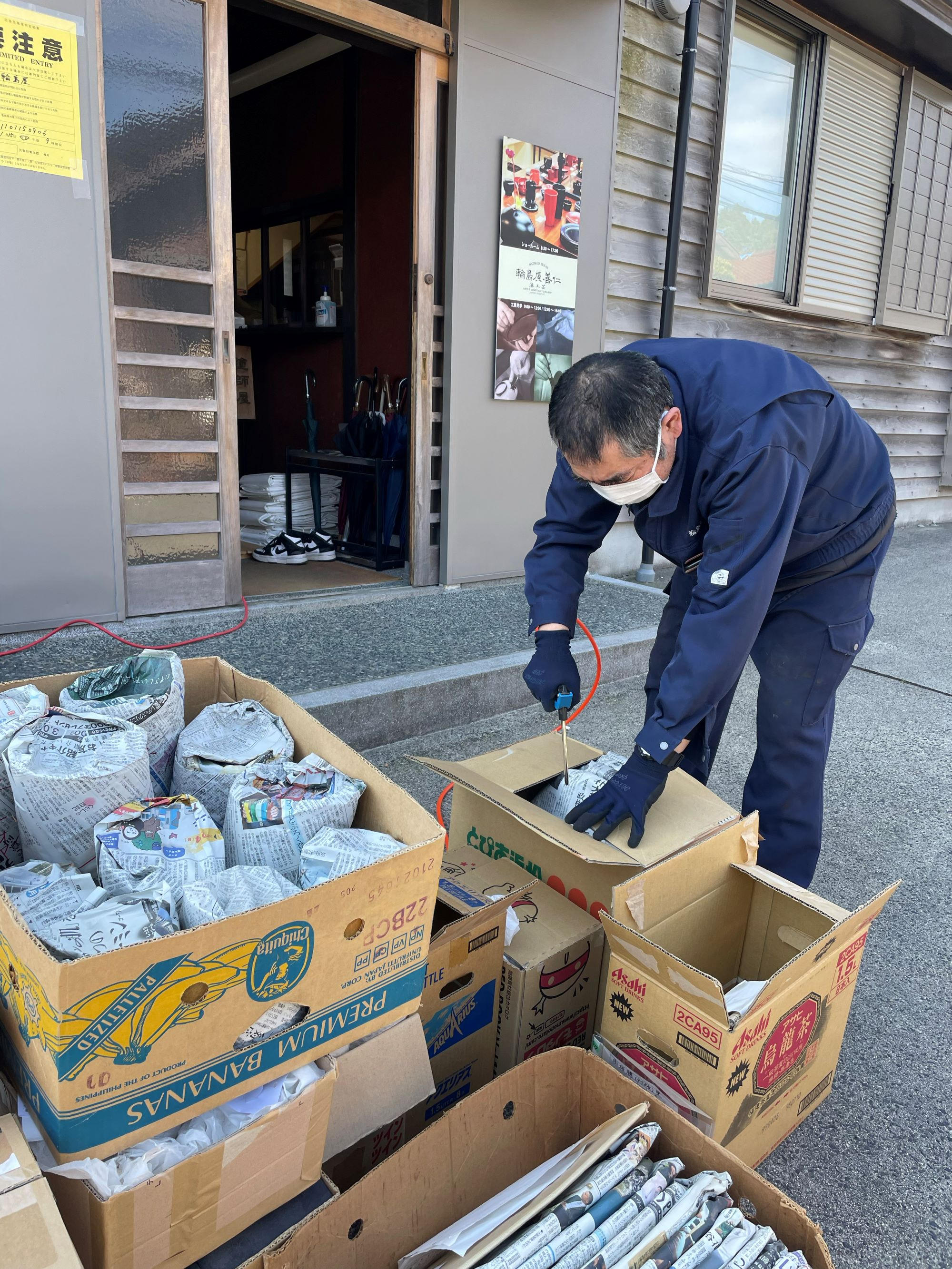 未使用】輪島塗ブローチ 作家名入り ゴージャス 歴史ある輪島塗を後世