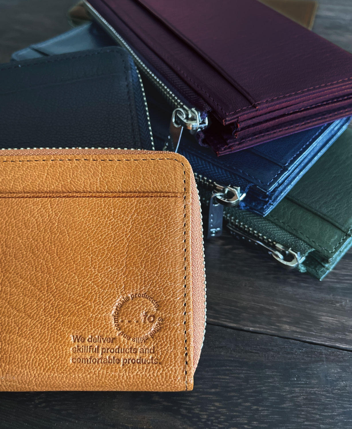 最小」と「大容量」両方を目指す！一級財布職人が独自設計した、欲張り