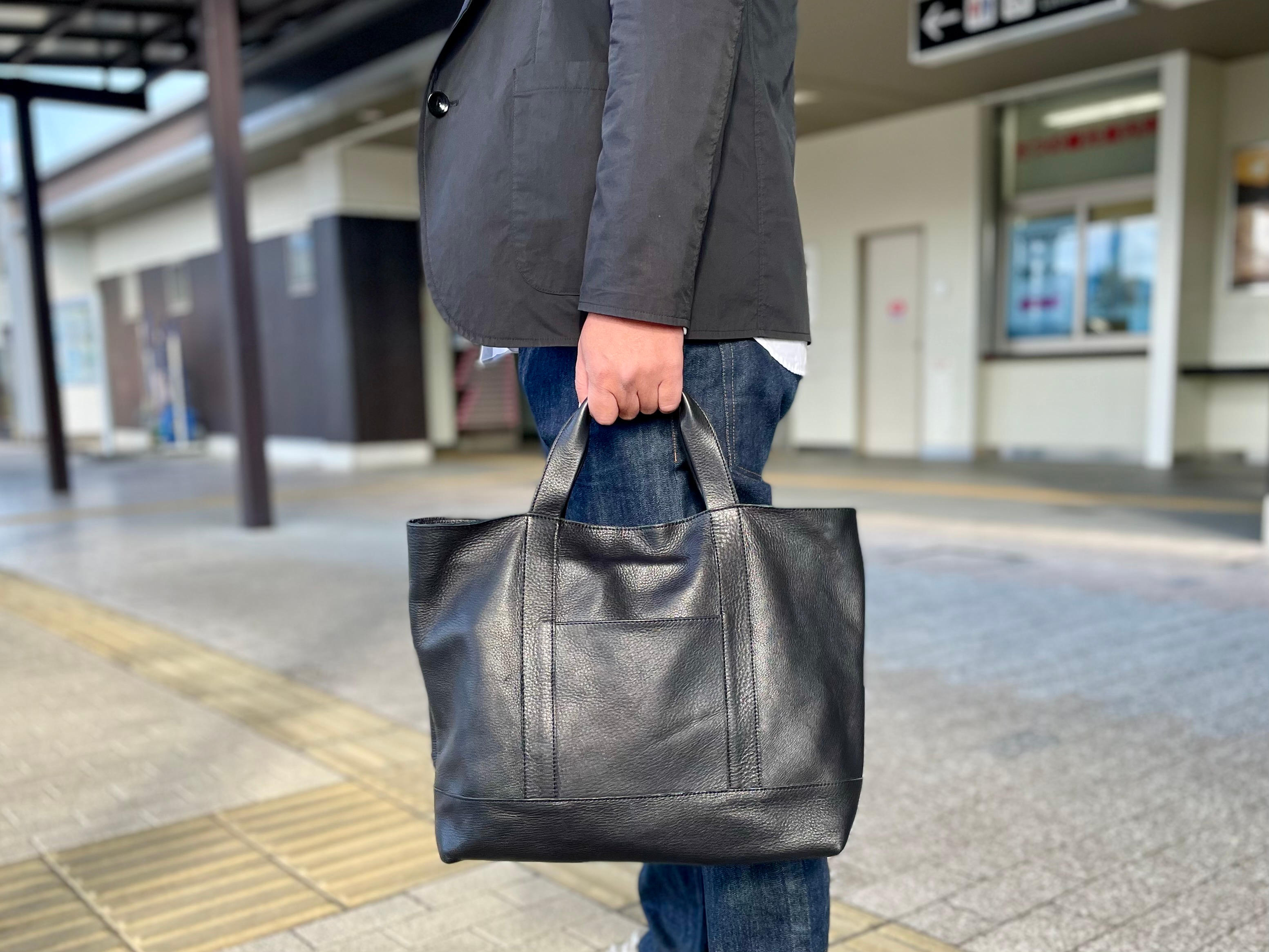 デッドストック革を愛着の湧くモノへ。軽くて柔らかな使い心地で日々