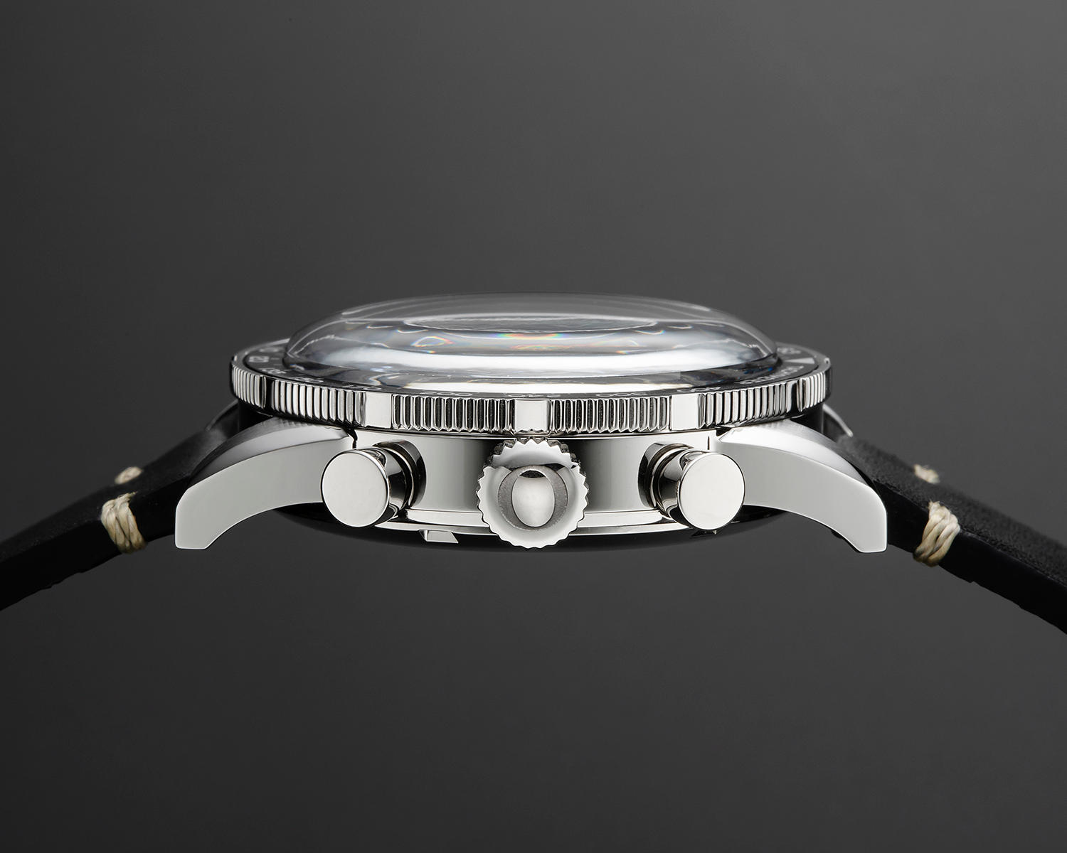 70年代のレーシングクロノを見事に再現！思わず2度見してしまうほどの