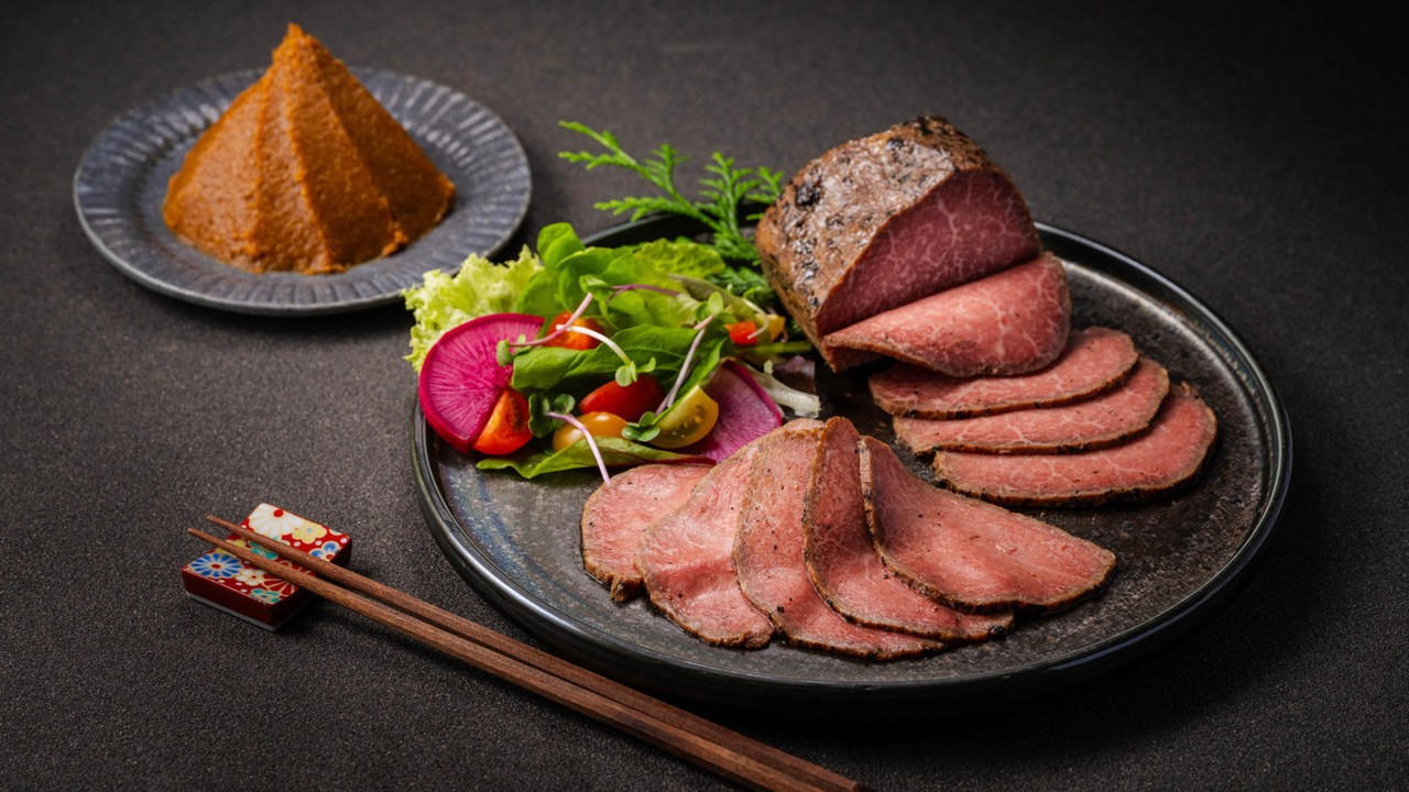 ローストビーフワゴン 近江牛×老舗味噌会社 焦がし味噌香るローストビーフ | クラウドファン
