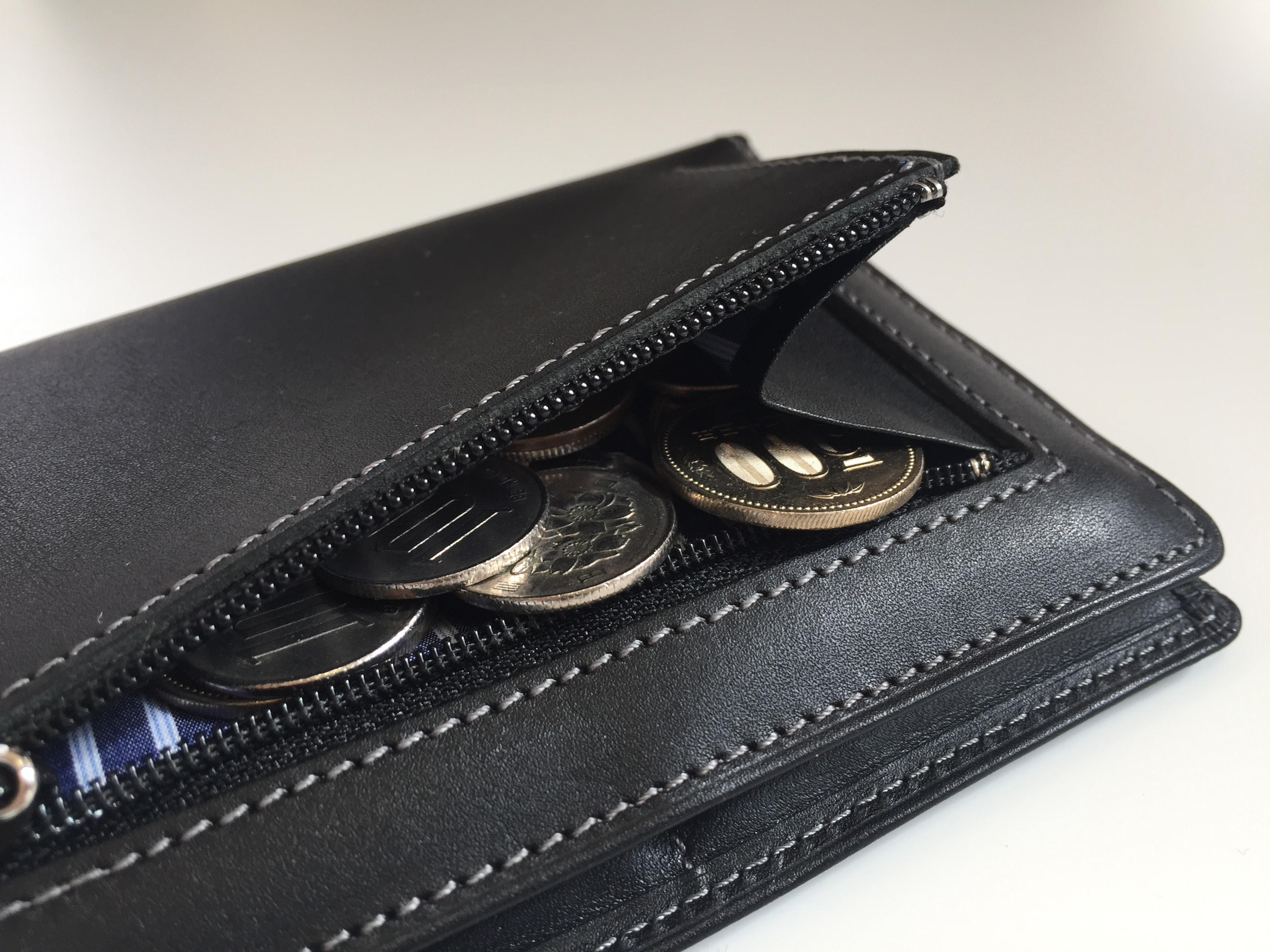 伽藍堂 カードをたくさん入れても薄い財布NEXT 小銭入れ付き キャメル