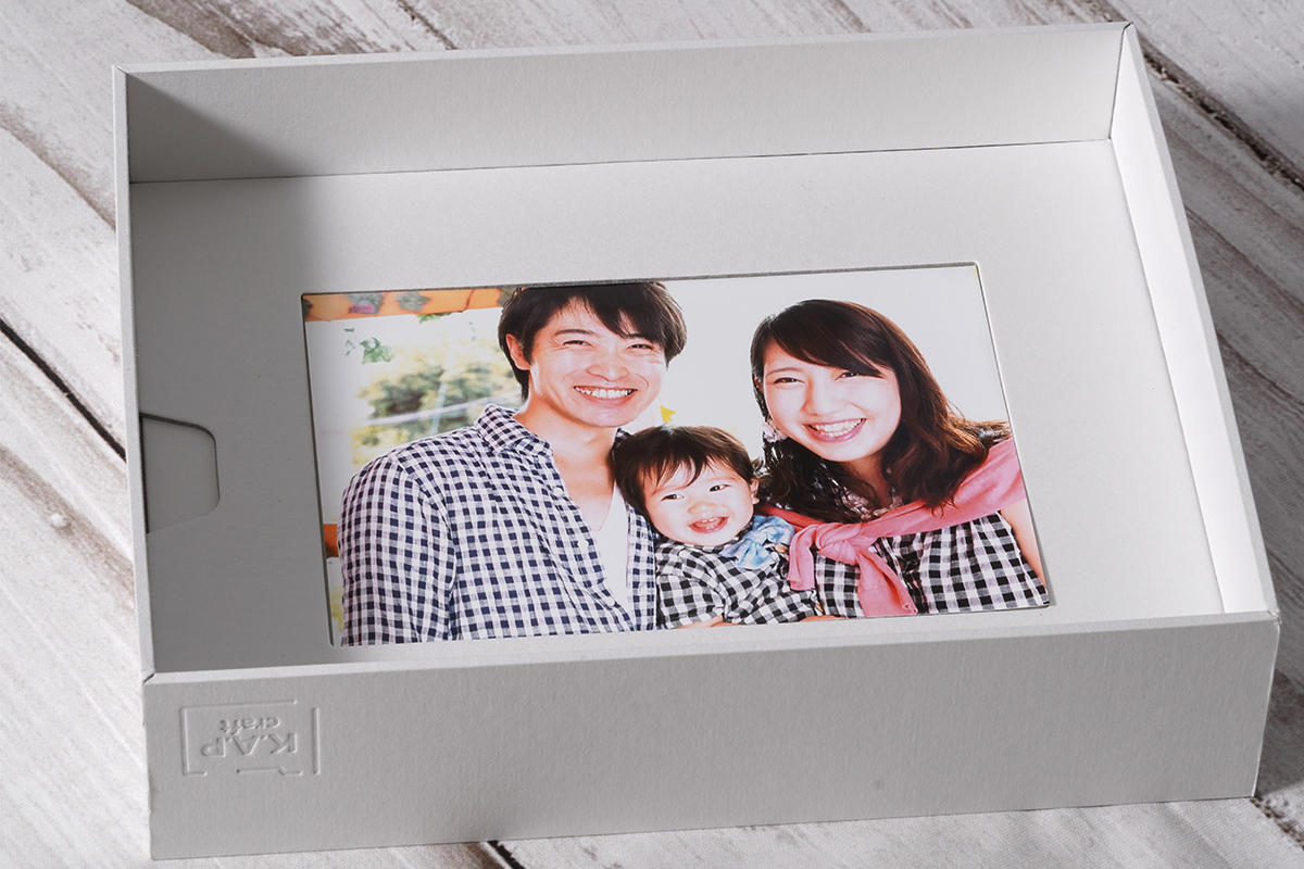 今年の母の日・父の日はフォトフレーム付のプレゼントを！想いを