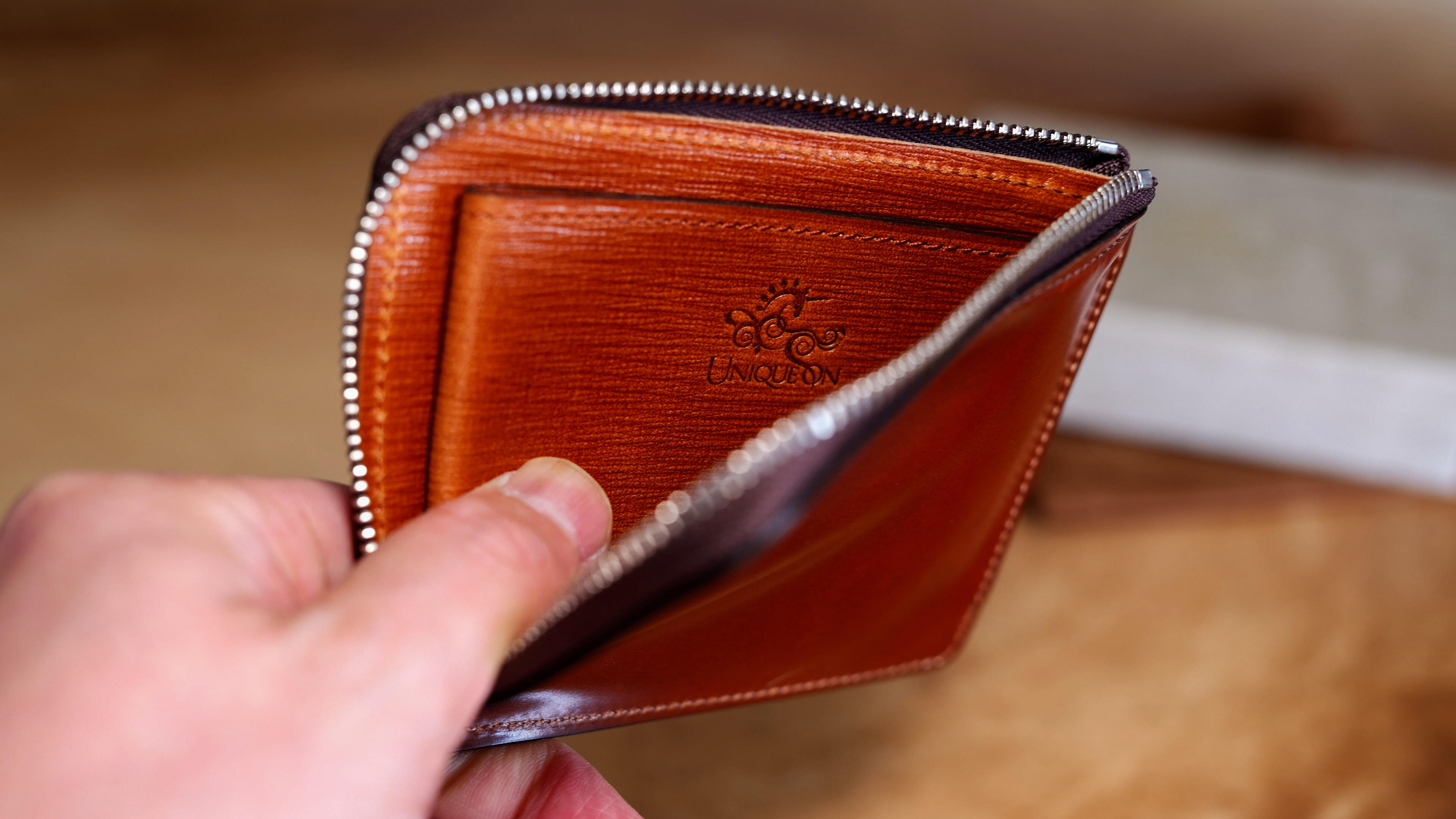 革のダイヤモンド「コードバン」が子供たちの輝かしい未来を創る―体感