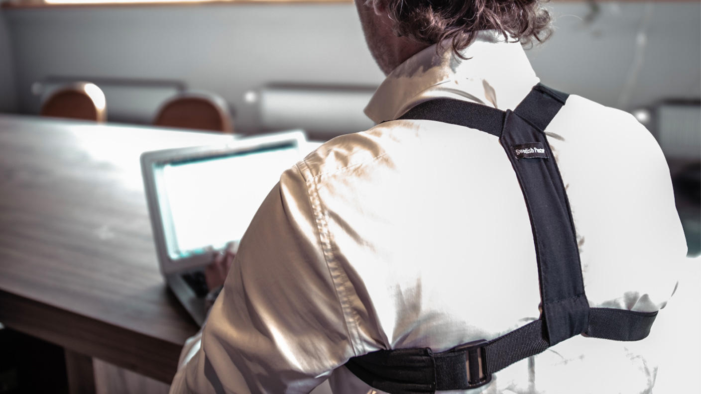 1日3時間で正しい姿勢へ スウェーデン発姿勢サポーター『Flexi Posture