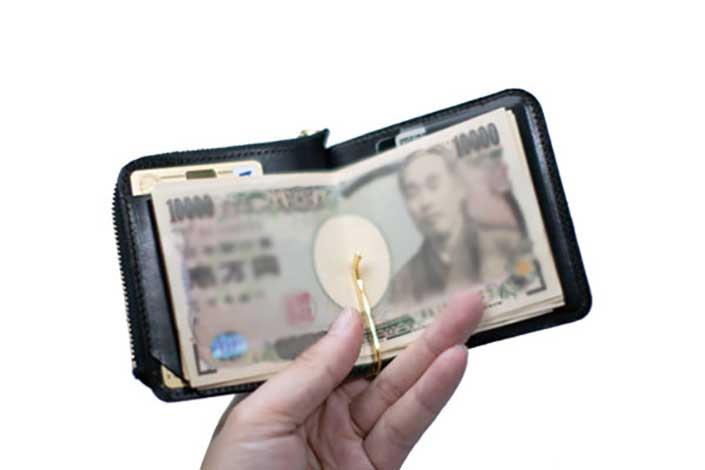 たどり着いた未来の財布。薄く、小さく、なくさない財布「aile