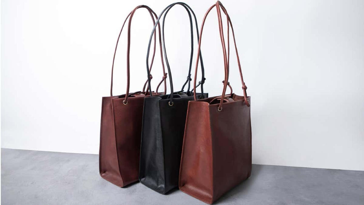 クラウドファンディングプロジェクト：持ちづらさを解決！持ち手の長さ調節で身長に合わせて持てる2way縦型トートバッグ Tatet