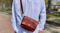 クラウドファンディングプロジェクト：身軽に外出したい！意外と多い必須アイテムがきちんと収まる『本革ミニショルダー』