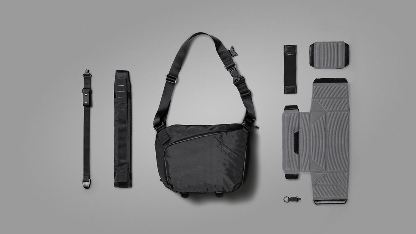 クラウドファンディングプロジェクト：21種類ポケット搭載！バッグ内の仕切りもカスタマイズ「Pixel Sling」