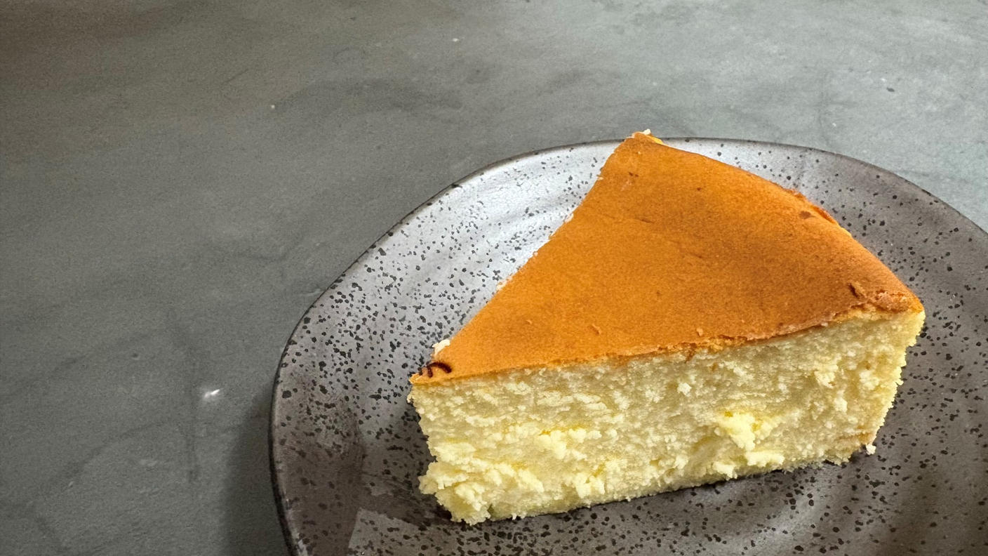 クラウドファンディングプロジェクト：牛にも環境にもやさしい“循環型スイーツ”。牧場の低脂肪乳から生まれた”濃厚スフレチーズケーキ”。