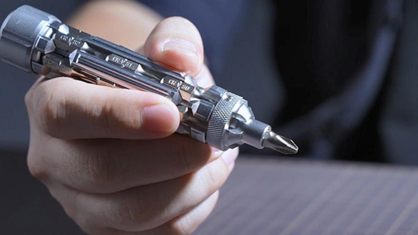 クラウドファンディングプロジェクト：内蔵ハンドルで回しやすい！18ビット収納式ドライバー【SYMTIK S1】 