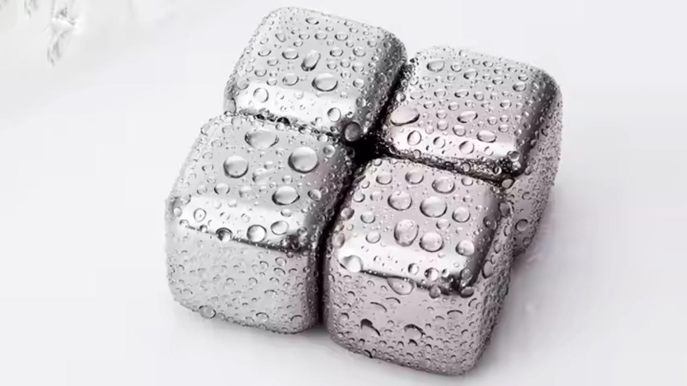 クラウドファンディングプロジェクト：溶けない氷！？飲み物を薄めずに冷やす！ステンレス製アイスキューブMINI ICE