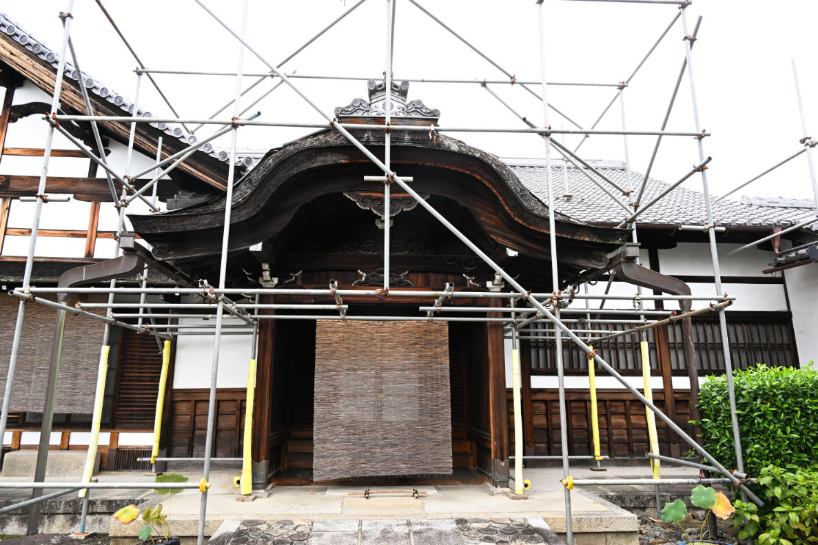 織田信長公が眠る京都・寺町の阿弥陀寺 大正期に勅使を迎えた格式高い