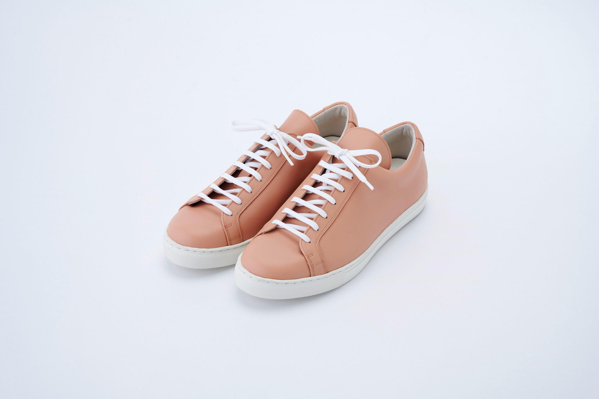 フランスの有名タンナー×日本の熟練靴職人の匠の技が集結ユニセックス