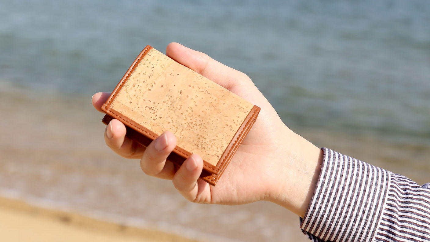 あす ノベルティあり 弊社初出品商品 ウチヤマコルク カジュアルトートバッグ Thold トートバッグ 牛革ショルダーバッグ トート バッグ ママバッグ ショルダ… あす ノベルティあり 弊社初出品商品 ウチヤマコルク カジュアルトート