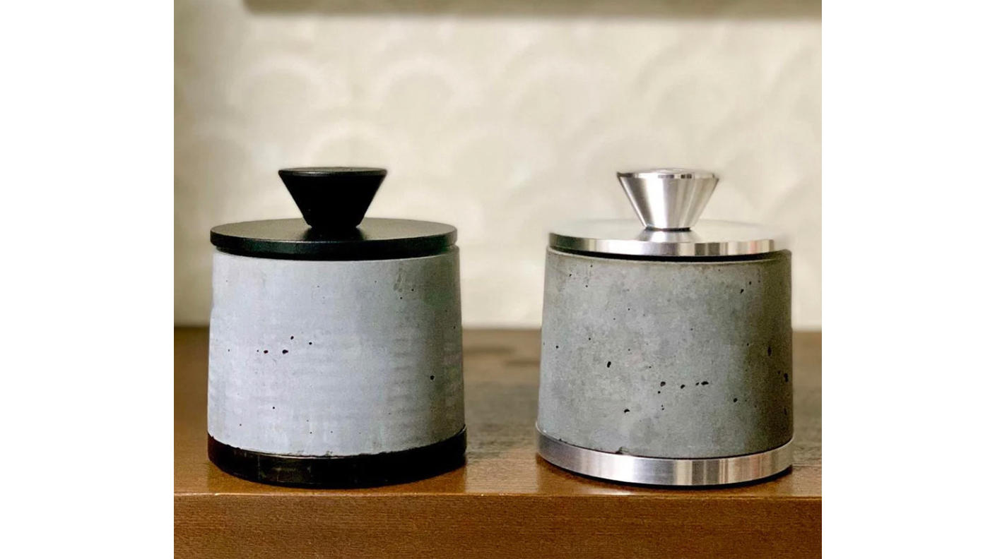 焚き火気分をカンタンに。「炎と暮らす」新発想の持ち運び式ファイヤー