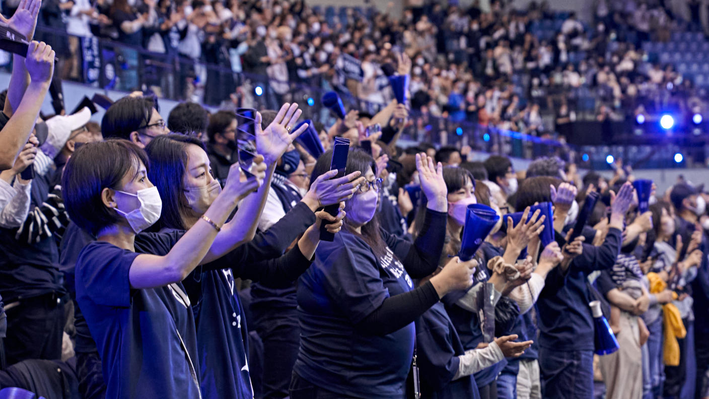 アルティーリ千葉”ラッピングのモノレールを再び走らせよう