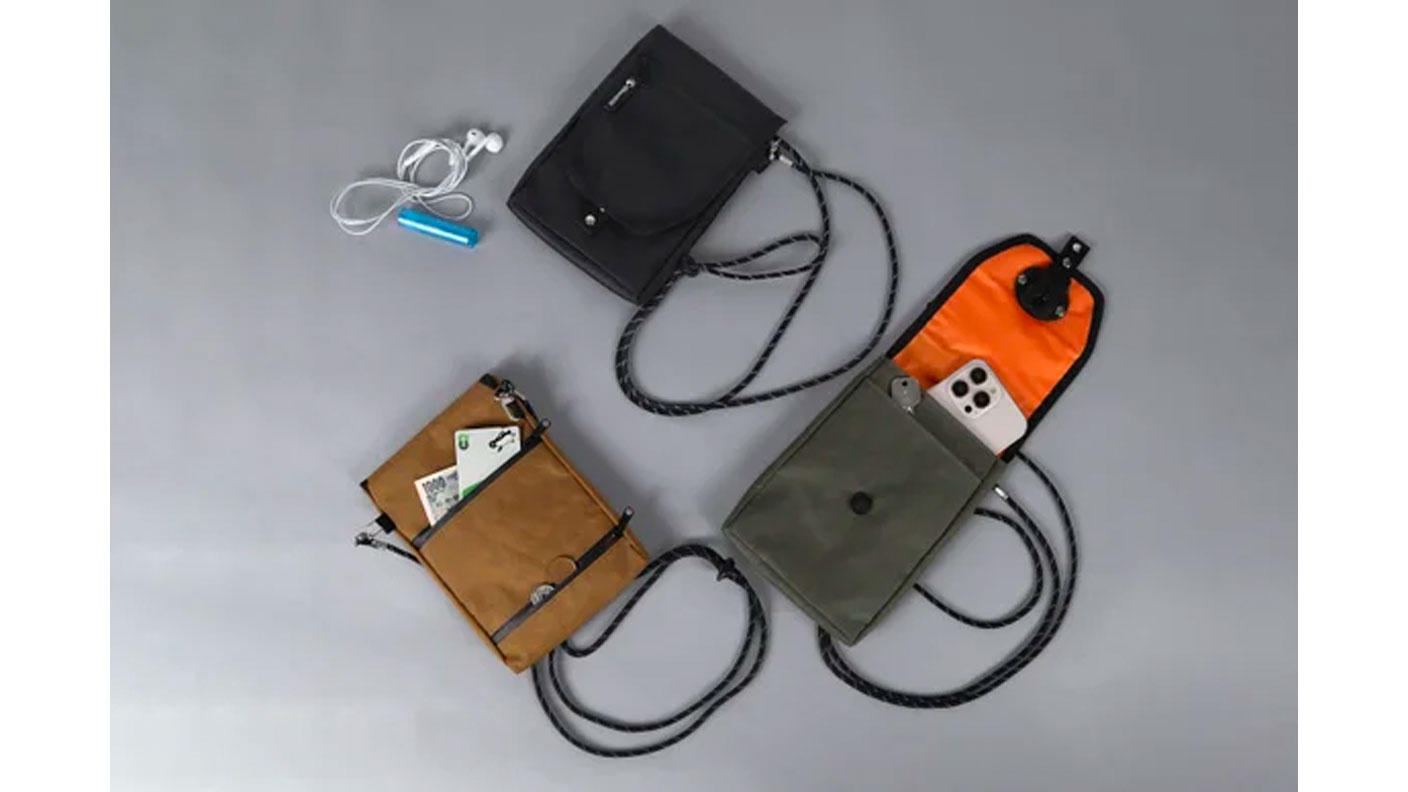 ワンタッチ開閉：財布にもなる雨にも強いスマホポーチ ！便利な小分け