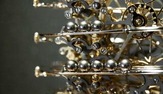 クラウドファンディングプロジェクト：時間は芸術、哲学、人生である。新しい形で時間を考える置き時計Chronomeans。