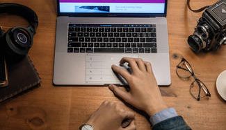 クラウドファンディングプロジェクト：おしゃれなトラックパッド革命！Nums！