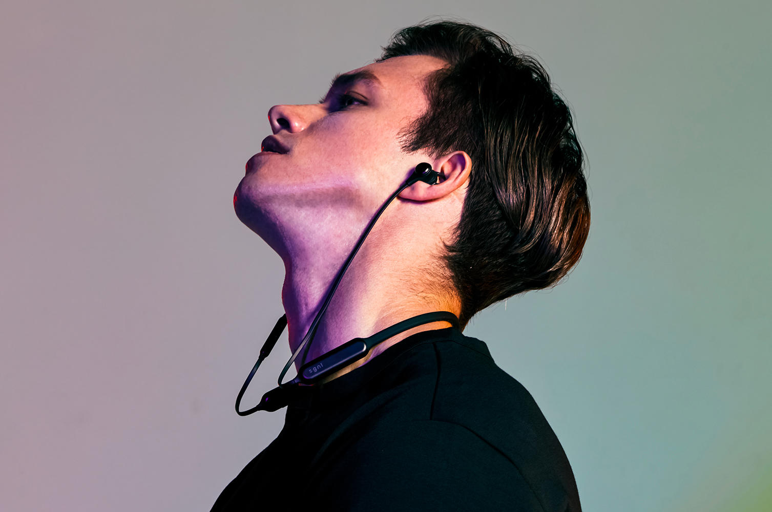 ワンタッチでモード切替が可能なノイズキャンセリングワイヤレス