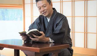 クラウドファンディングプロジェクト：着物ファンの憧れ『本場大島紬』際立つ光沢、極上の質感と軽さ。贅沢にも作務衣に仕立てた逸品。