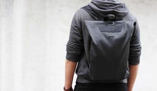 クラウドファンディングプロジェクト:超軽量&ミニマルデザイン ! スーツにも似合う!「Alex backpack2.0」
