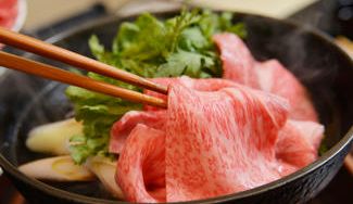 クラウドファンディングプロジェクト：「老舗・伊勢重のすき焼き」をご家庭に！文明開化から続く手切りの技と味をご堪能ください。