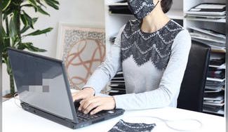 クラウドファンディングプロジェクト：京都・西陣のレース会社が、女性の外出時の困り事を解決できればと発案。高級レースの3WAYカットソー