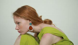 クラウドファンディングプロジェクト：金属アレルギー対応・お手入れ簡単・軽量　アクリルアクセサリーの魅力