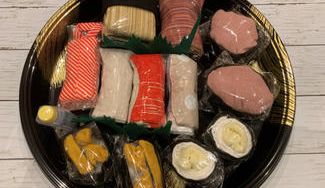 クラウドファンディングプロジェクト：一代で終わってしまう寿司屋の屋号を継いで、【八千代寿し】から楽しいお寿司作品を届けます