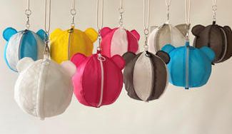 クラウドファンディングプロジェクト：透けるほど薄く丈夫な、コーデュラリップという生地で作った、ちょっと楽しいポーチをお届けします。