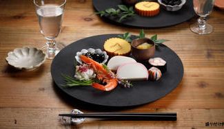 クラウドファンディングプロジェクト：新潟から心をこめて。おせちには いちまさの謹製かまぼこ『はなゆい』を。原料のすり身は「ぐち100%」