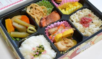 クラウドファンディングプロジェクト：【天才万博のスタッフさんに美味い弁当を奢りたい！！！！】