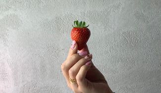 クラウドファンディングプロジェクト：奇跡のような『いちご』を、スイーツでお届けします
