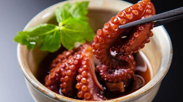 柔らかくてプリプリな食感。噛むほどにうま味がひろがる”明石だこ”を 