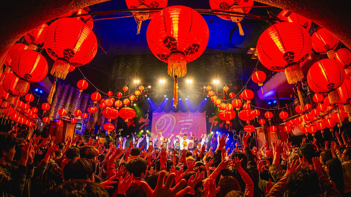 クラウドファンディングプロジェクト：【天才万博をみんなの忘年会にしたい！】