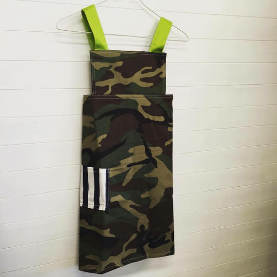 プレイフルガーデン特製こどもエプロンMサイズ＋ステッカー＋60分招待券