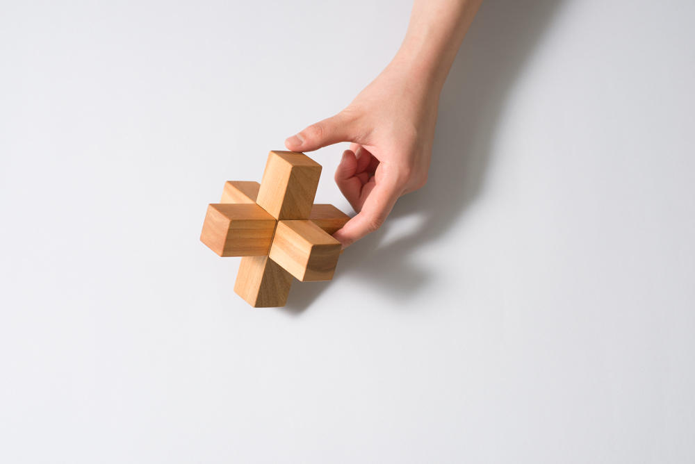 桜の組み木パズル - (人々を楽しませてくれたソメイヨシノにもう一度